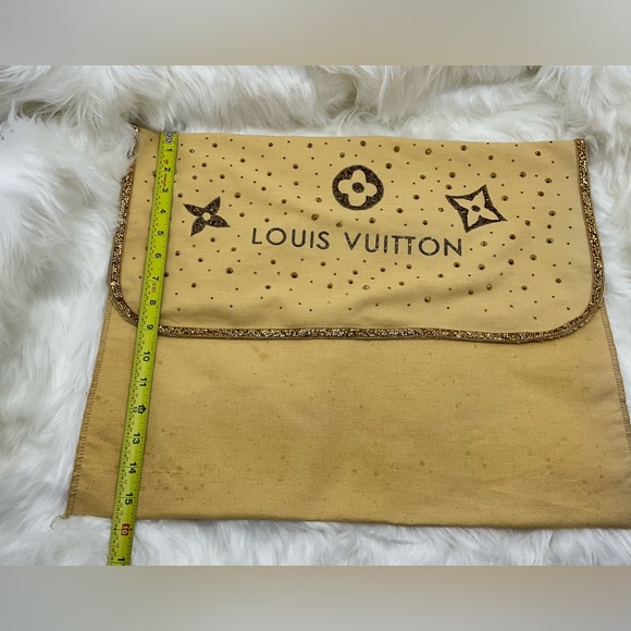 Louis Vuitton Dust Bag Embellished with Crystals 15.5” x 19” - Picture 13 of 13